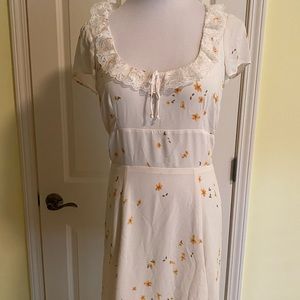 Reformation dress white with yellow flowers size 8